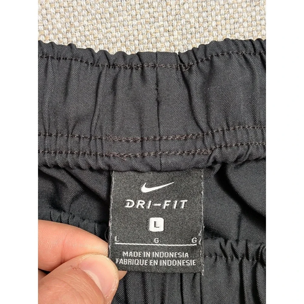 Nike Men's Track Pants Black L DRI-FIT Polyester Moisture-Wicking Activewear Zip